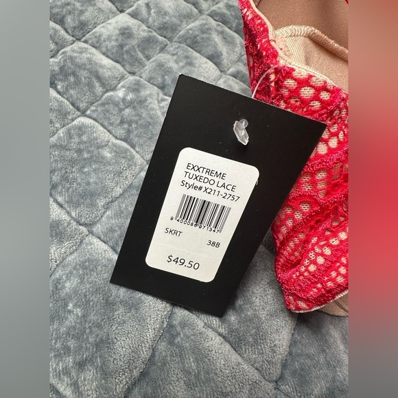 NWT Fredericks of Hollywood Exxtreme Cleavage Tuxedo Lace in Red - Picture 7 of 9